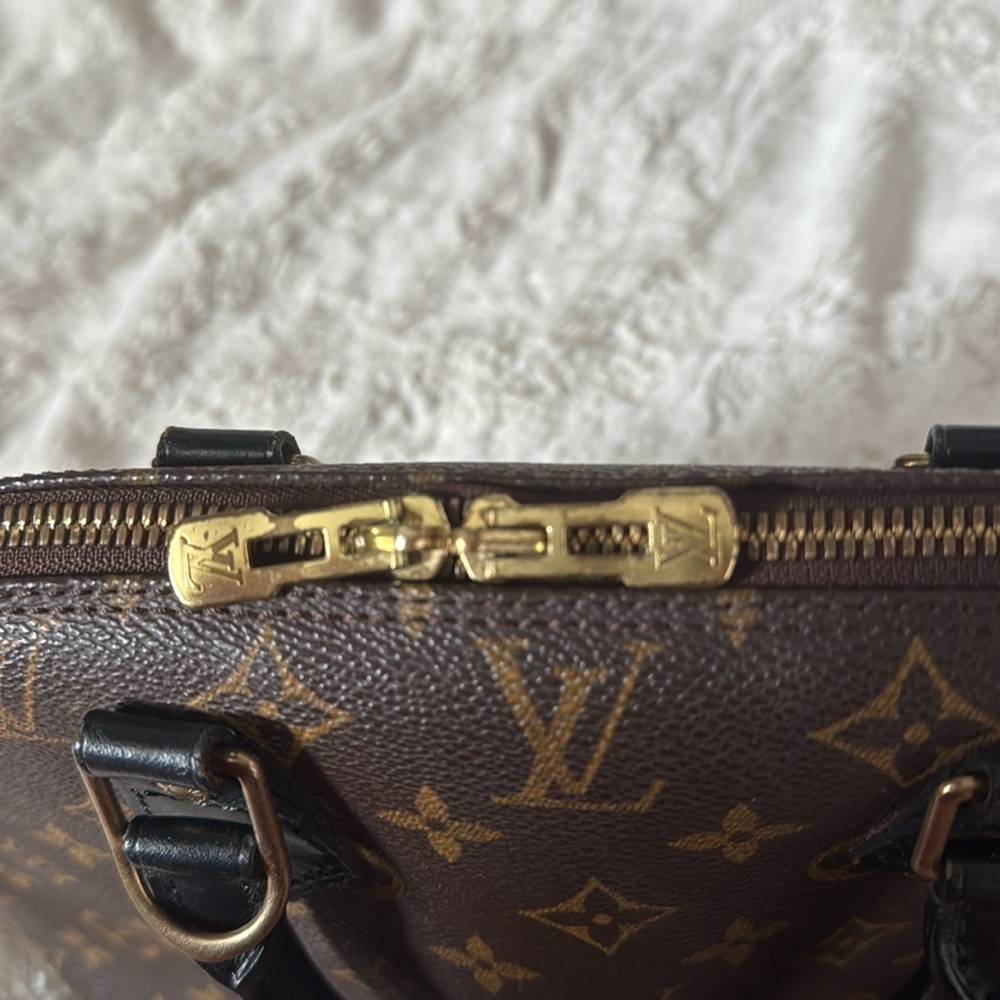 Louis Vuitton Brown and Black Satchel - Picture 15 of 15